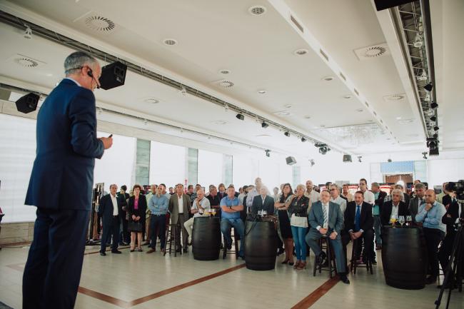 VEAN la Primera Galería de FOTOS de la presentación de GiGames hoy en Madrid