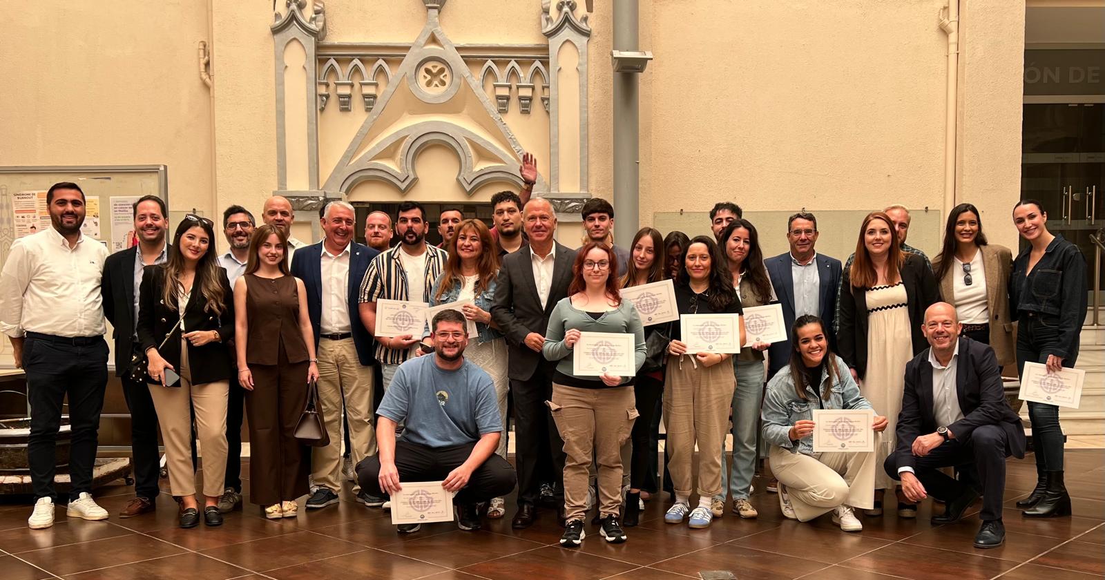 El curso de juego online impulsado por la Consejería de Innovación Tecnológica y AJOM concluye con un alto nivel de inserción laboral