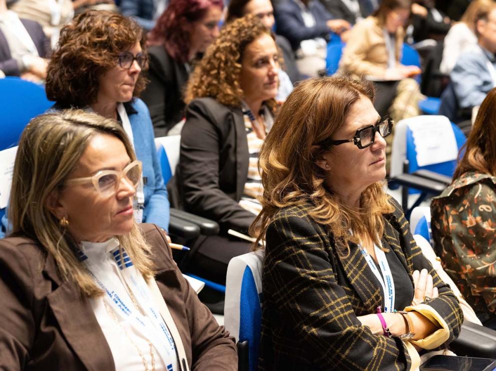 SEGUNDA GALERÍA DE FOTOS
La charlas de la primera tarde del Congreso de la DGOJ