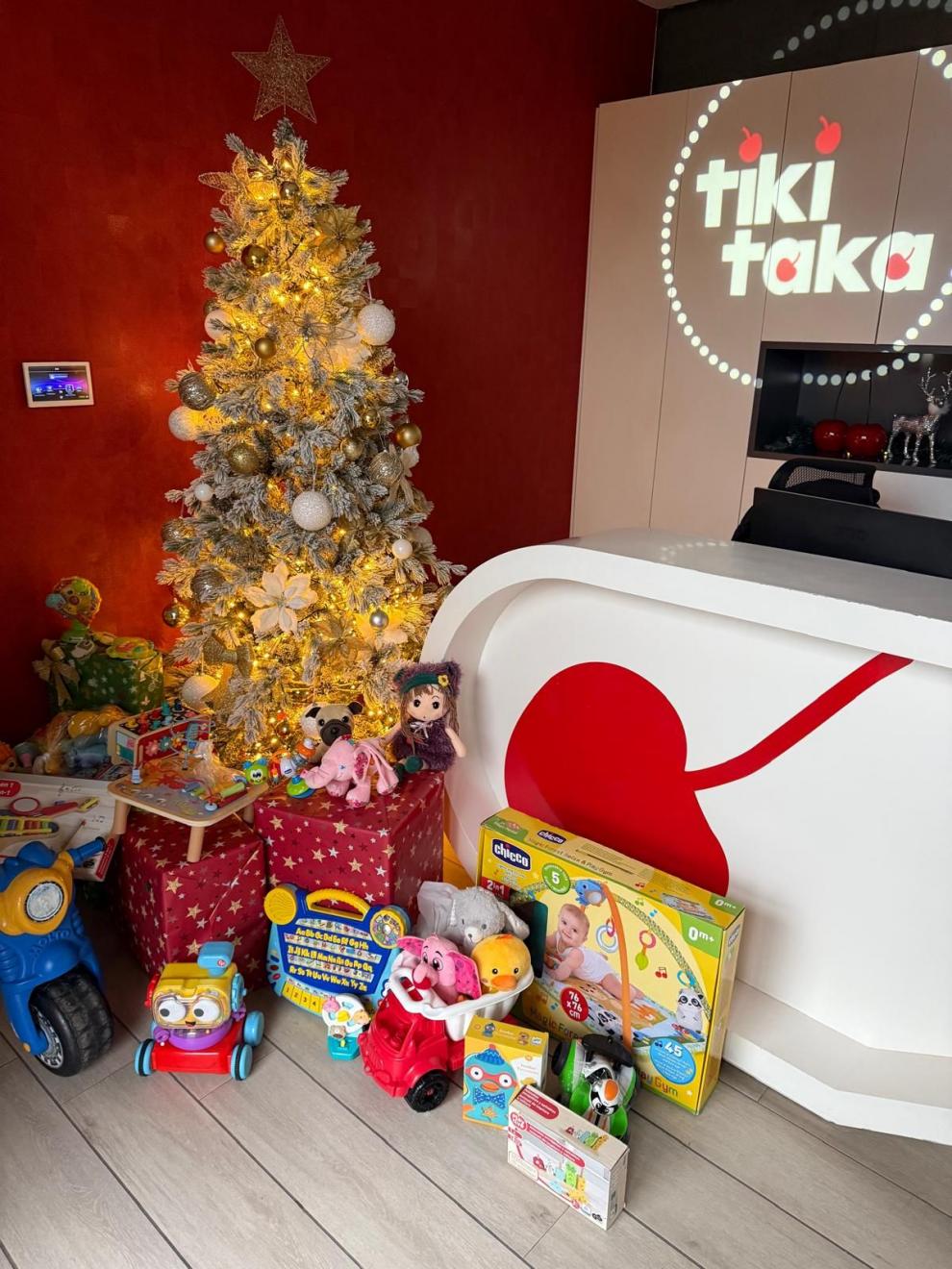 Tiki Taka Games impulsa su campaña solidaria de Navidad por tercer año consecutivo y dona juguetes al Proyecto Abraham Asociación