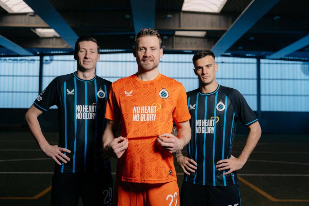 Betsson Group cede su espacio en la camiseta del Club Brugge para fomentar la donación de sangre