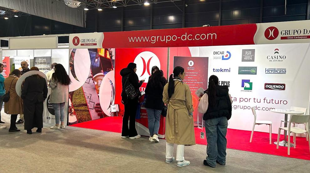 Grupo Díaz Carbajosa reafirma su liderazgo en Asturias como patrocinador platino del Foro de Empleo de la Universidad de Oviedo