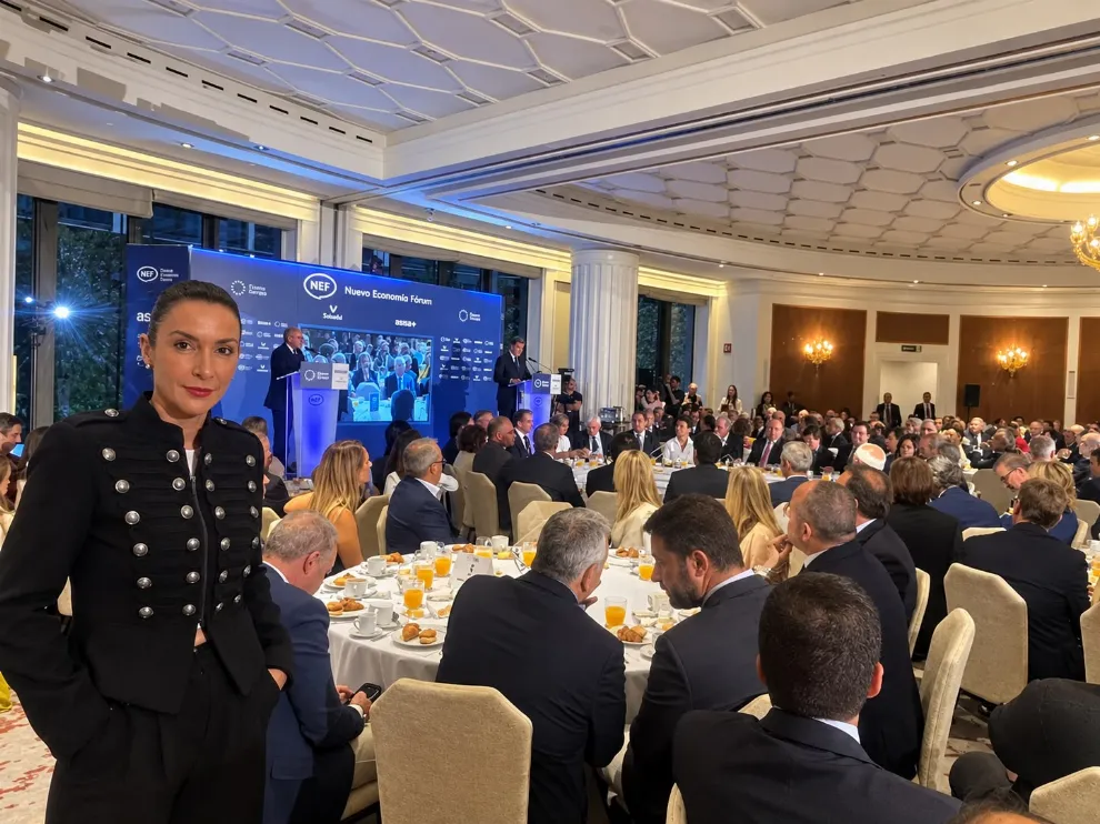 Merkur Dosniha muestra su respaldo a Ceuta en el desayuno informativo de Nueva Economía Fórum Merkur Dosniha muestra su respaldo a Ceuta en el desayuno informativo de Nueva Economía Fórum